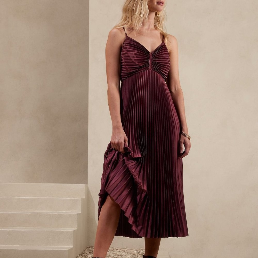 Banana Republic NWT Solaire Midi Dress in Dark Cherry - Size 2